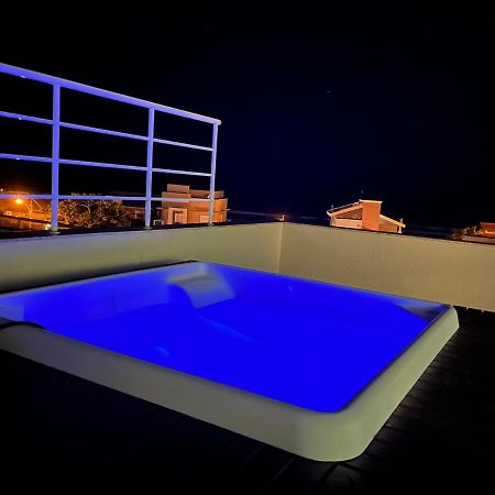 Cobertura Jacuzzi Vista Mar Bombinhas Exterior foto